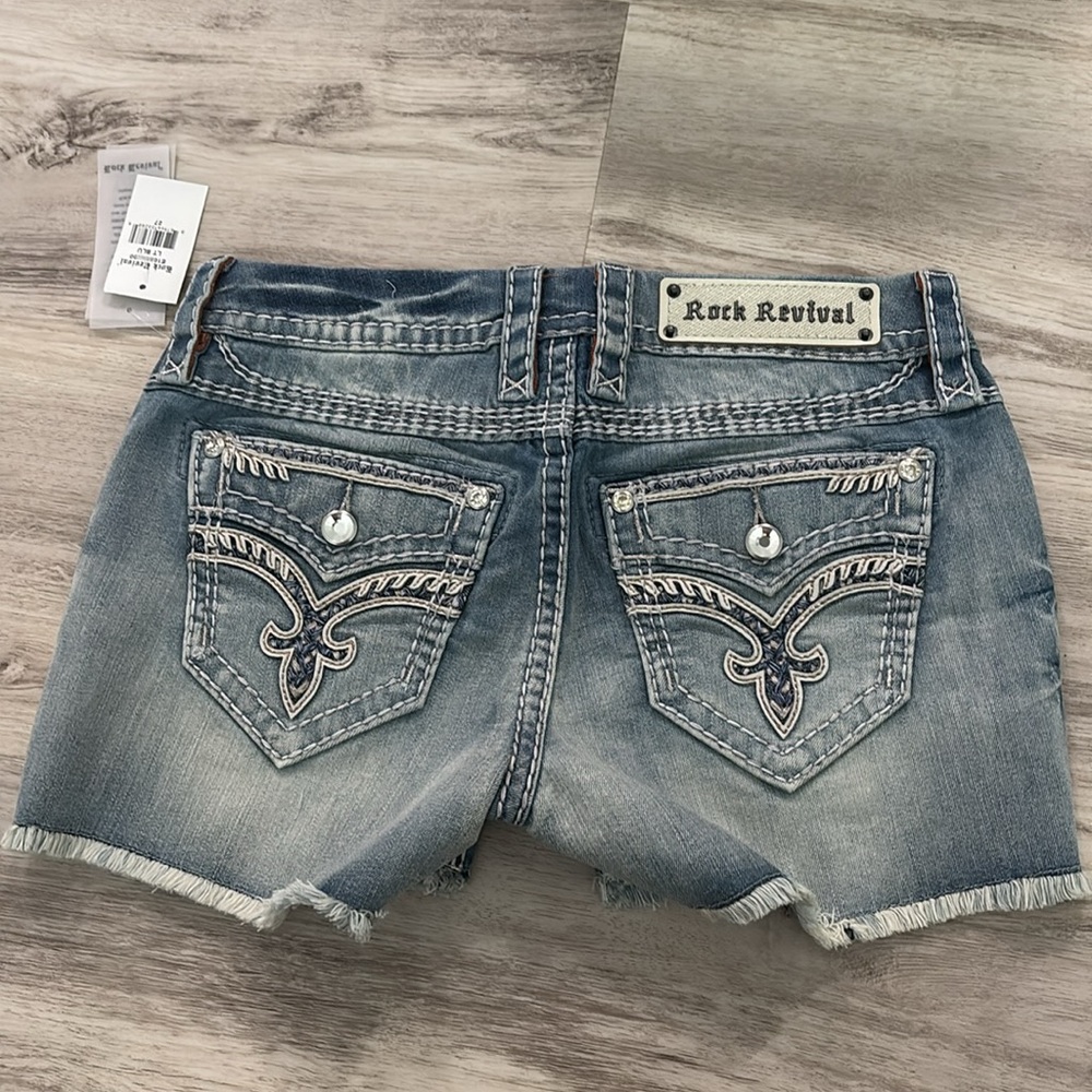 ROCK REVIVAL JELINA STRETCH JEAN SHORTS CRYSTAL RHINESTONE - Picture 4 of 5